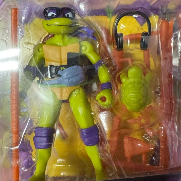 Teenage Mutant Ninja Turtles Mutant Mayhem Donatello - Picture 2 of 3
